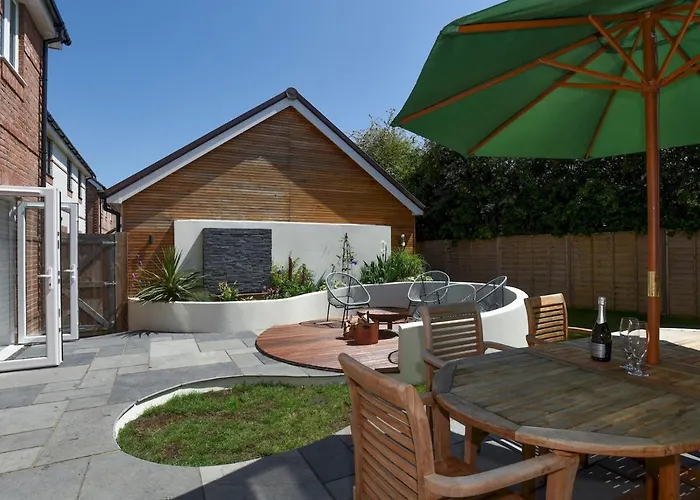 Pass The Keys Beautiful Family Home Sleeps 6